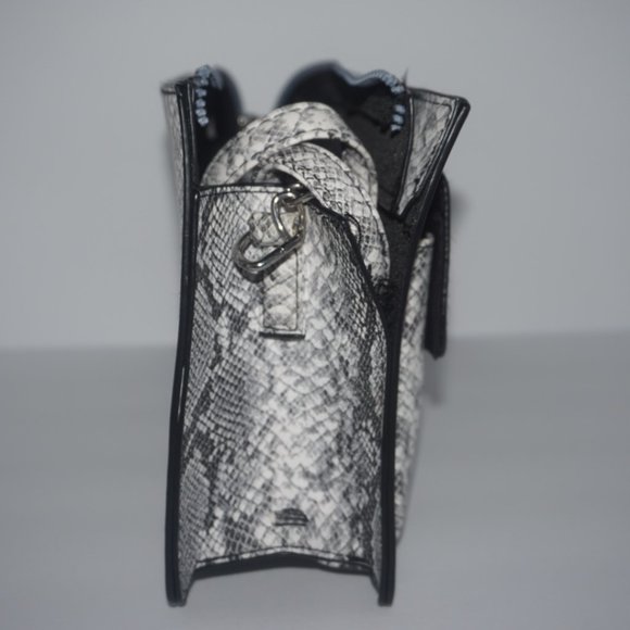 Gray Snake Print Crossbody Bag - Picture 3 of 5